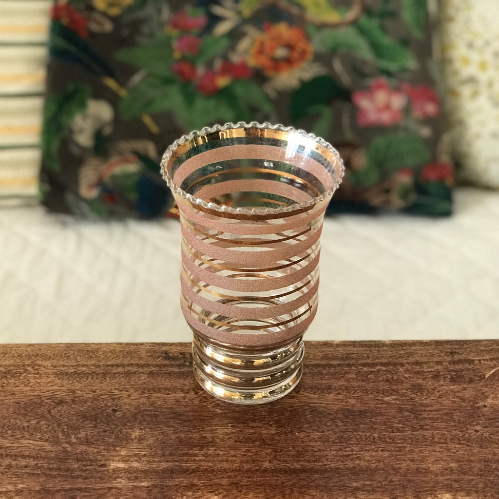 Vase de taille moyenne en verre moulé années 50 rayures dorées et verre brouillé par Hello Broc brocante en ligne