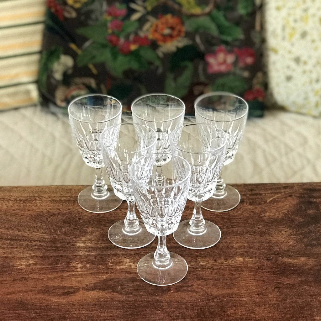 Lot de 6 verres à vin blanc Cristal d'Arques modèle Pompadour capacité 10 cl par Hello Broc brocante en ligne