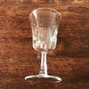 Lot de 4 petits verres à vin cuit sur pied évasés et striés contenance de 8 cl par Hello Broc brocante en ligne