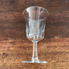 Lot de 6 petits verres à vin cuit sur pied évasés et striés contenance de 8 cl par Hello Broc brocante en ligne