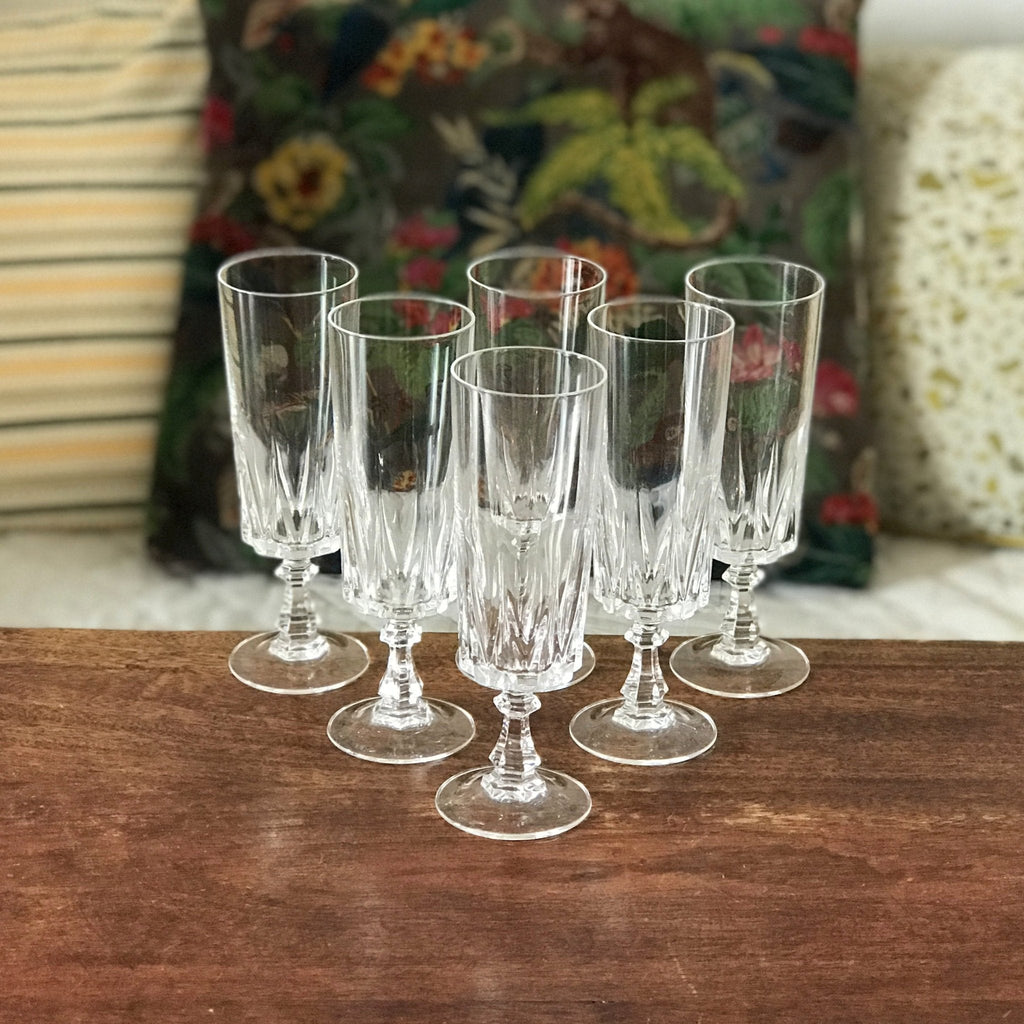 Lot de 6 flûtes à champagne Cristal d'Arques modèle Louvres par Hello Broc brocante en ligne