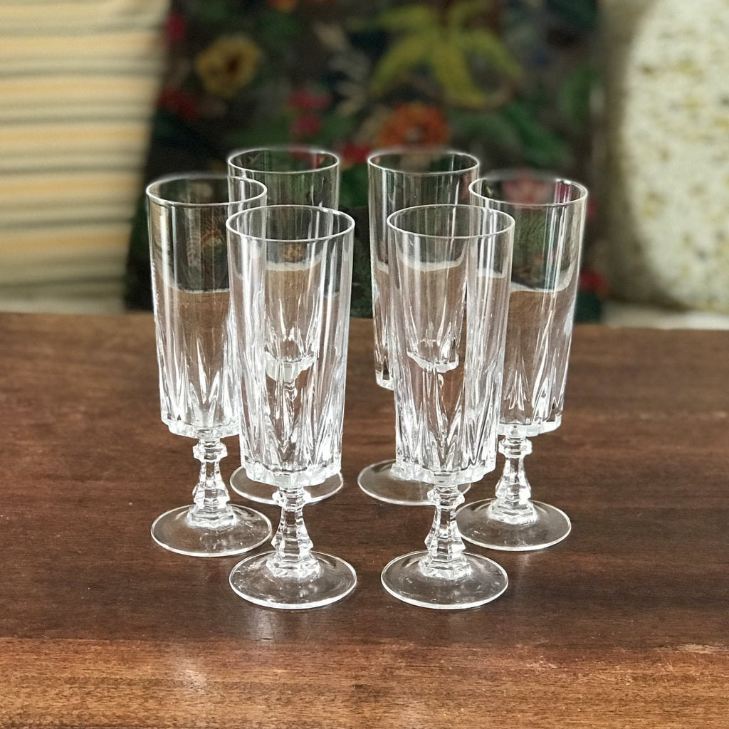 Lot de 6 flûtes à champagne Cristal d'Arques modèle Louvres par Hello Broc brocante en ligne