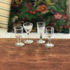 Lot de 4 verres à liqueur anciens dépareillés sur pied en verre par Hello Broc brocante en ligne