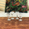 Lot de 4 verres à liqueur anciens dépareillés sur pied en verre par Hello Broc brocante en ligne