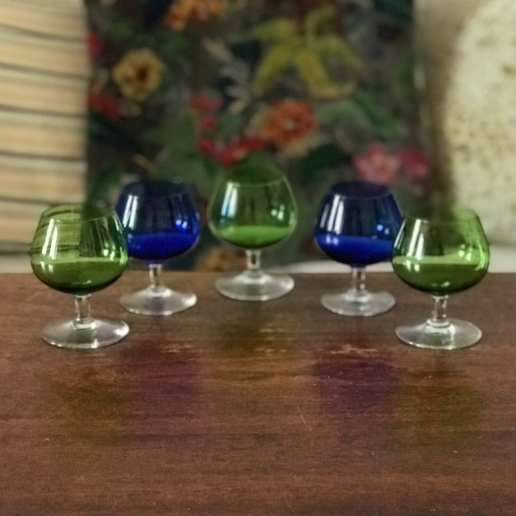 Lot de 5 verres ballons à cognac en verre moulé vert et bleu par Hello Broc brocante en ligne