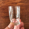 Lot de 4 petits verres à digestif  décoré de stries intérieures par Hello Broc brocante en ligne