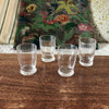 Lot de 4 petits verres à digestif  décoré de stries intérieures par Hello Broc brocante en ligne