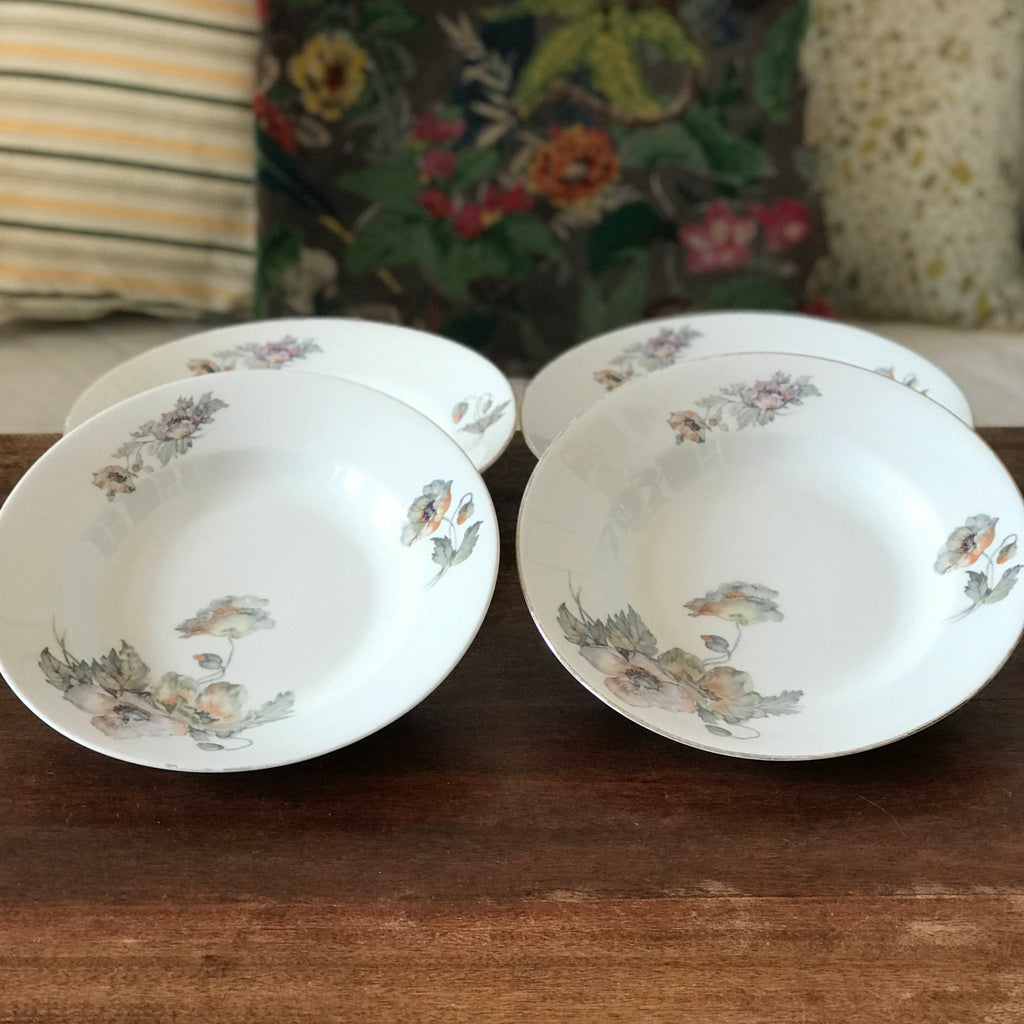 Lot de 4 assiettes à soupe ULIM Limoges France décor pavots ou coquelicots par Hello Broc brocante en ligne