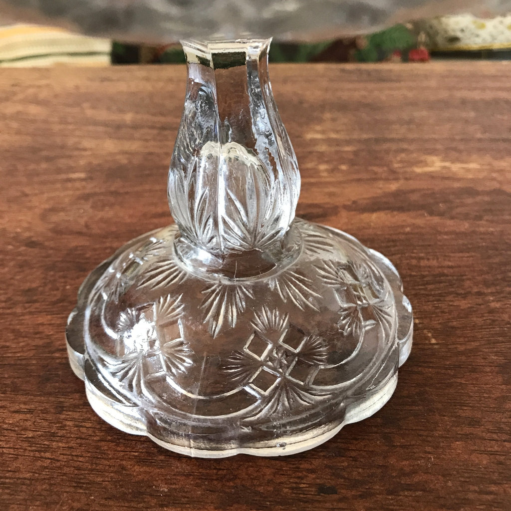 Petit compotier ou coupe à fruit sur piédouche en cristal moulé diamètre de 20 cm hauteur de 14 cm par Hello Broc brocante en ligne