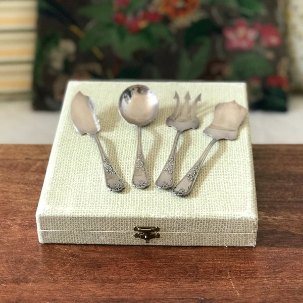 Service à hors d'œuvre ou mignardises en métal argenté par Hello Broc brocante en ligne