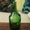 Grande bouteille 2 litres en verre moulé vert avec anse latérale - Hello Broc