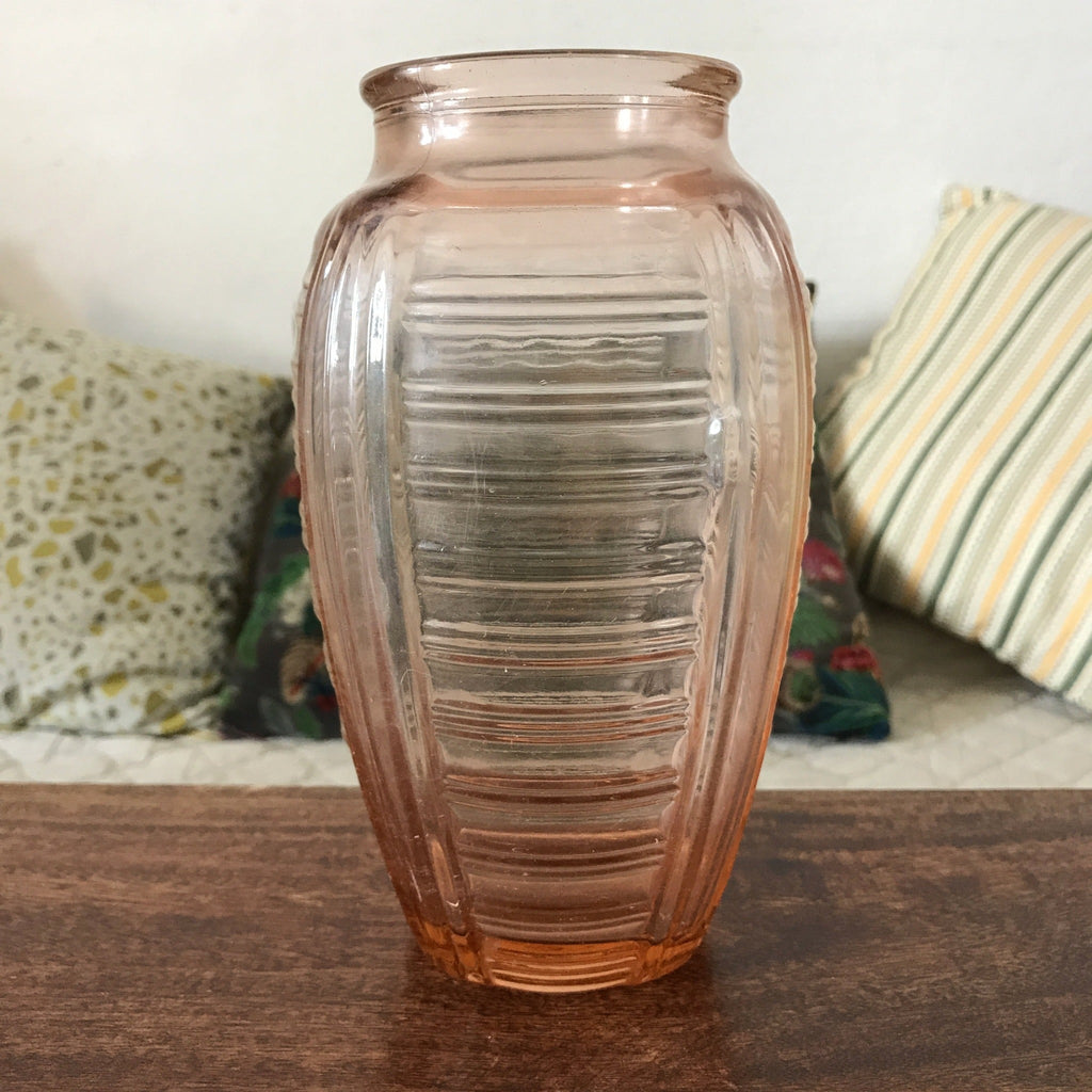 Vase de taille moyenne en verre moulé rose - Hello Broc