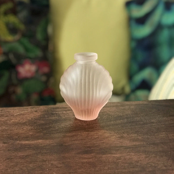 Mini vase en forme de coquillage en verre opaque rose - Hello Broc