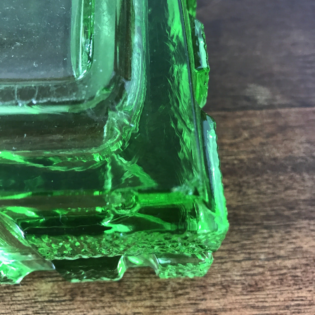 Grand cendrier carré en verre moulé vert - Hello Broc