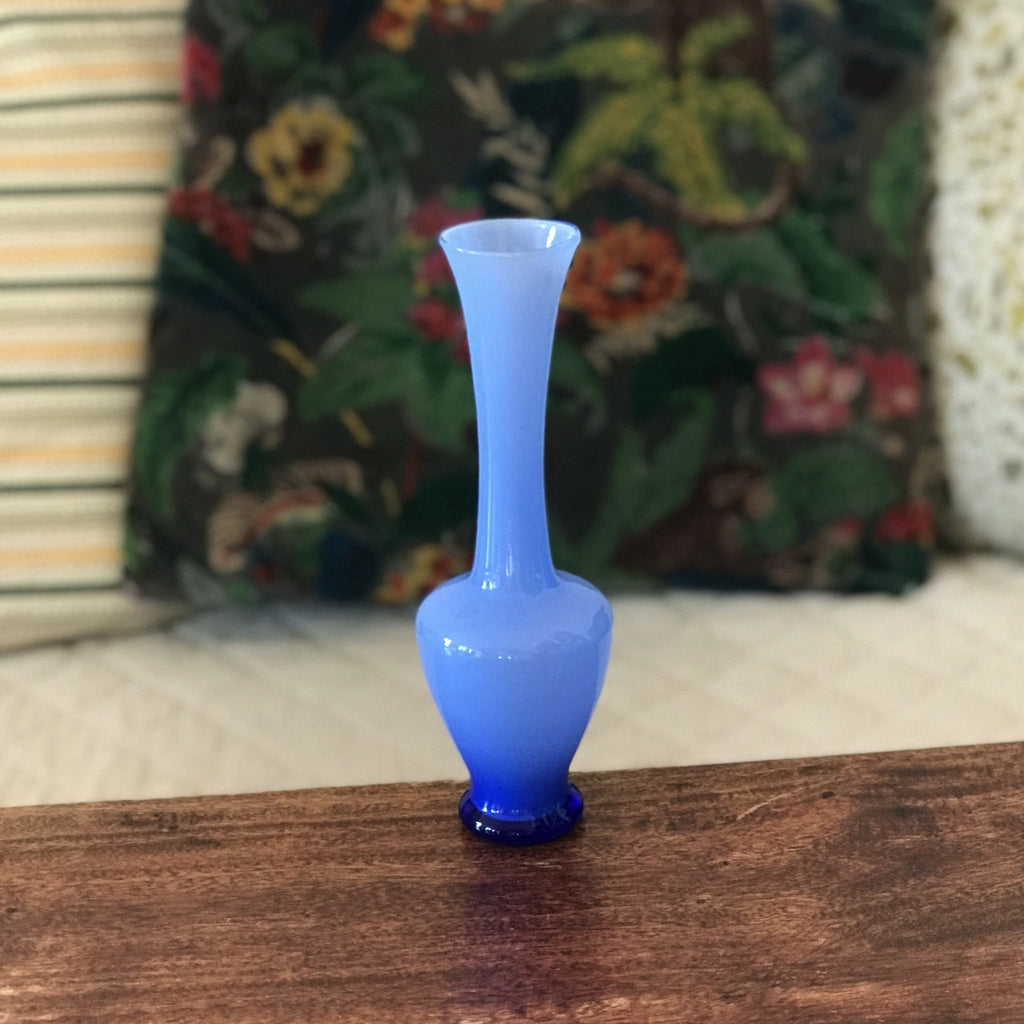 Petit vase soliflore en opaline bleue - Hello Broc