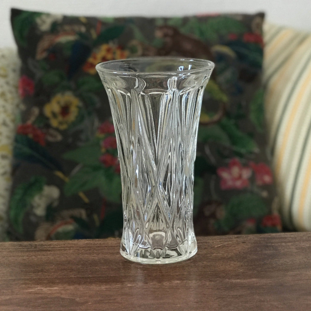 Vase en verre moulé de forme légèrement évasée - Hello Broc