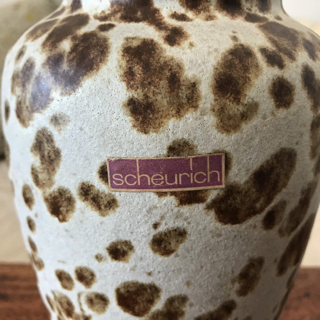 Vase en grès beige gris tâcheté marron Scheurich par Hello Broc brocante en ligne