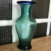 Grand vase dans le goût de Biot en verre bullé bleu - Hello Broc