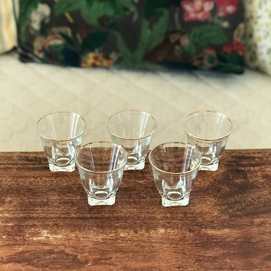 Lot de 5 verres à liqueur évasés liserés dorés années 60 - Hello Broc