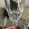 Lot de 4 verres à liqueur ou apéritif Cristal d'Arques modèle Pompadour - Hello Broc