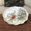 Grand plat en porcelaine de Limoges Jean Pouyat décor polychrome de fleurs - Hello Broc