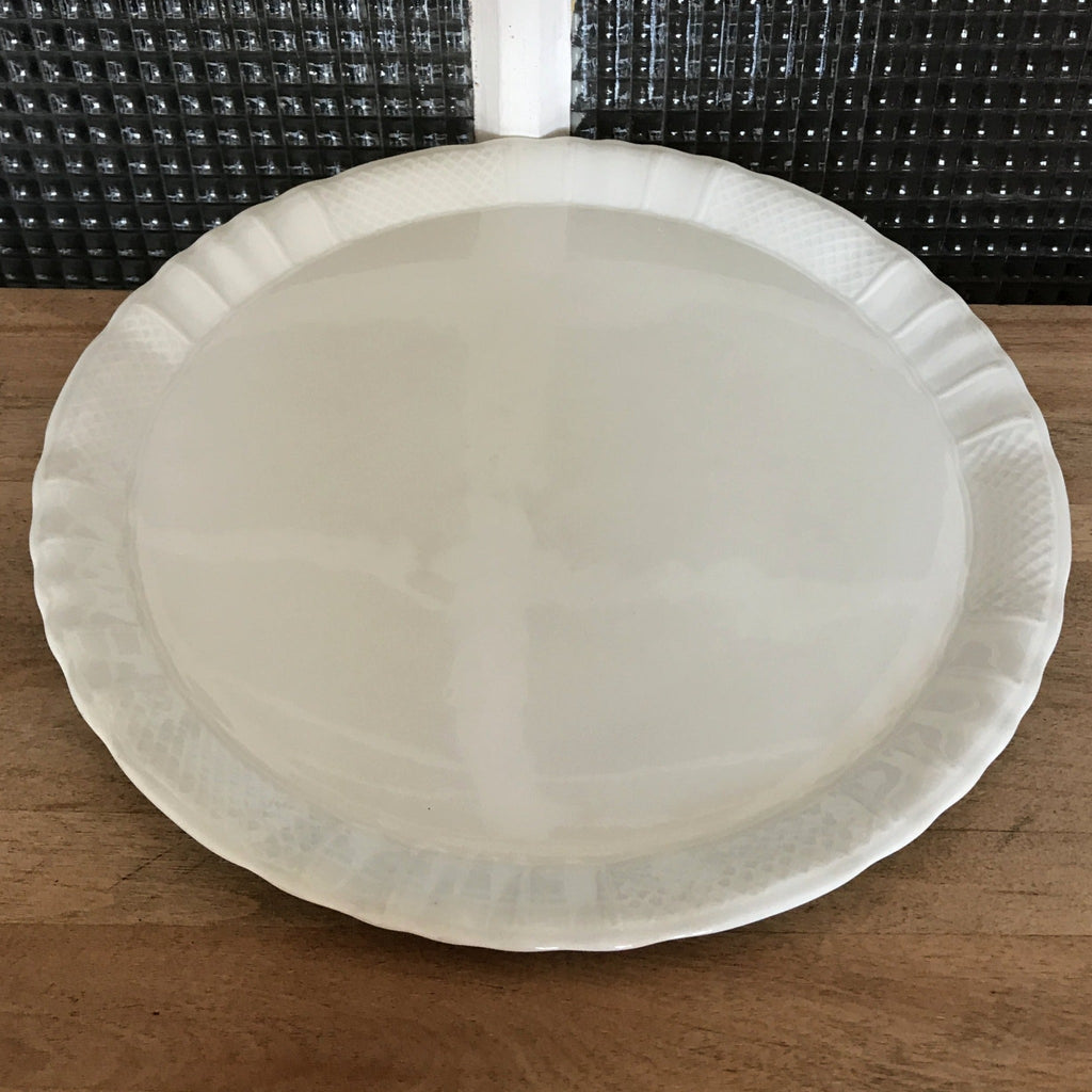 Plat de service à gâteau ou tarte en porcelaine de Limoges Bernardaud - Hello Broc