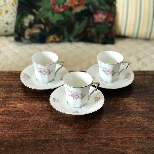 Lot de 3 tasses à café et 3 soucoupes coordonnées en faïence fine CGEC France - Hello Broc