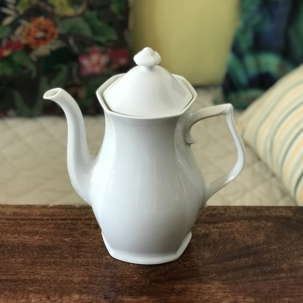 Cafetière en porcelaine blanche de Bavière - Hello Broc