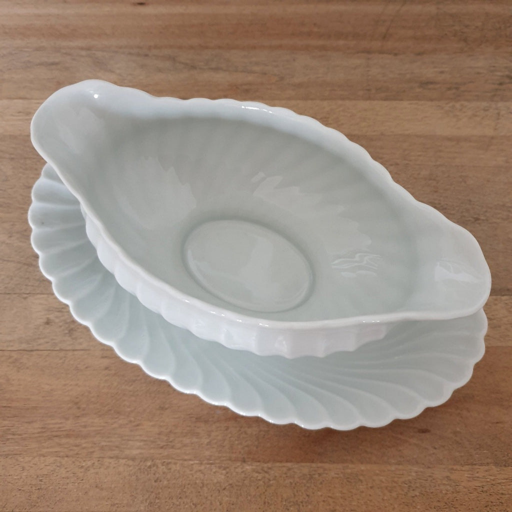 Grande saucière en porcelaine blanche de Limoges Haviland modèle Torses