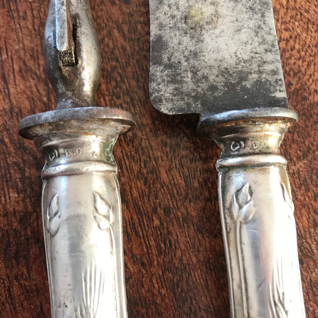 Ensemble de couverts de service en argenté fourré : couteau et fourchette fin XIXème début XXème siècle par Hello Broc brocante en ligne