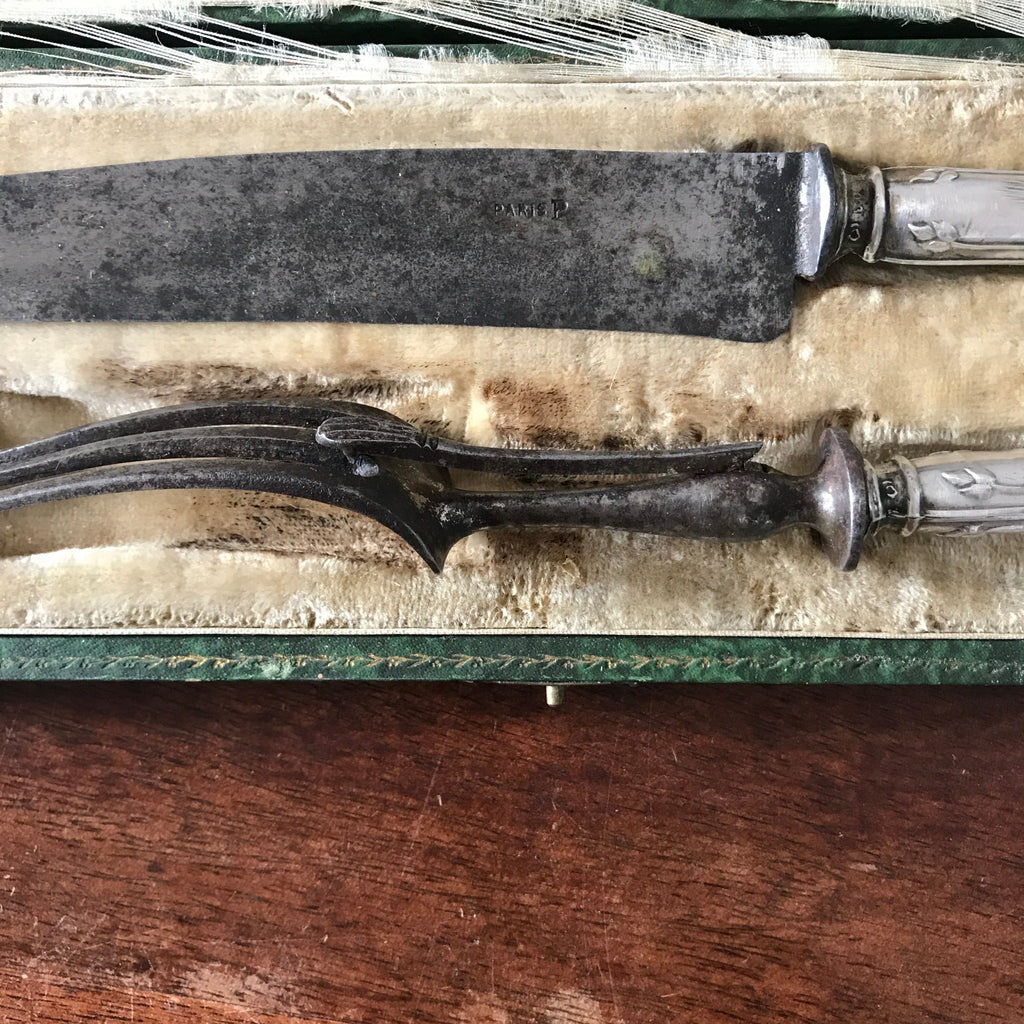 Ensemble de couverts de service en argenté fourré : couteau et fourchette fin XIXème début XXème siècle par Hello Broc brocante en ligne