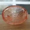 Coq en verre moulé rose - haut d'une ancienne bonbonnière - Hello Broc