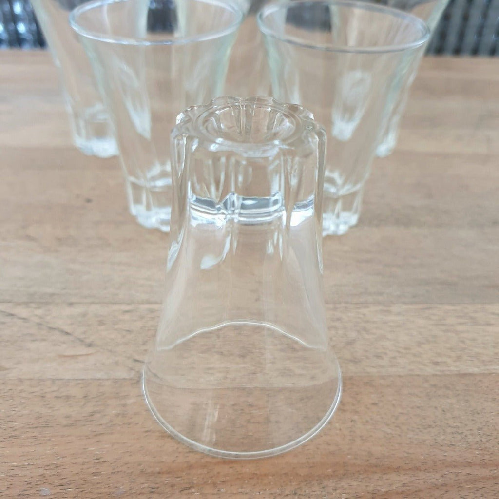 Ensemble de 6 verres anciens à liqueur ou digestif évasés - Hello Broc brocante en ligne