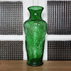 Grand vase en verre moulé vert motifs grappes de raisin - Hello Broc