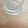 Grand verre doseur et mesureur en verre moulé par Hello Broc brocante en ligne