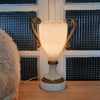 Lampe en forme de coupe en albâtre et anses en bronze doré - Hello Broc