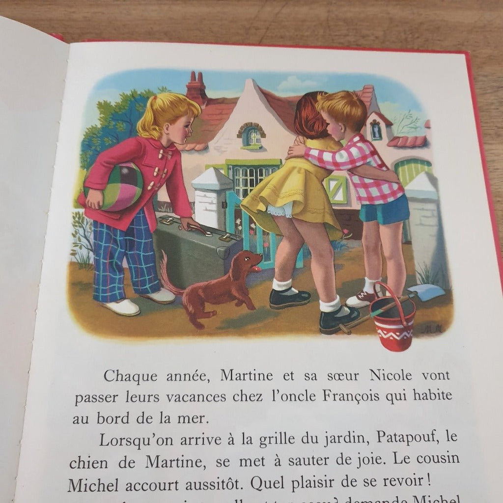 Livre illustré pour enfant Martine à la mer 1974 - Hello Broc