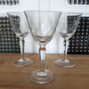 Lot de 3 verres à vin en cristal évasé gravé traits droits entrecroisés - Hello Broc