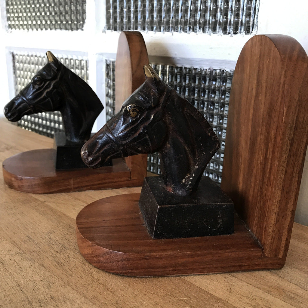 Paire de serre-livres tête de cheval en bronze sur socle bois - Hello Broc