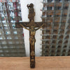 Petit crucifix en laiton et ébène hauteur 11 cm par Hello Broc brocante en ligne