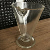 Petit verre doseur gradué 125 ml sur pied - Hello Broc brocante en ligne