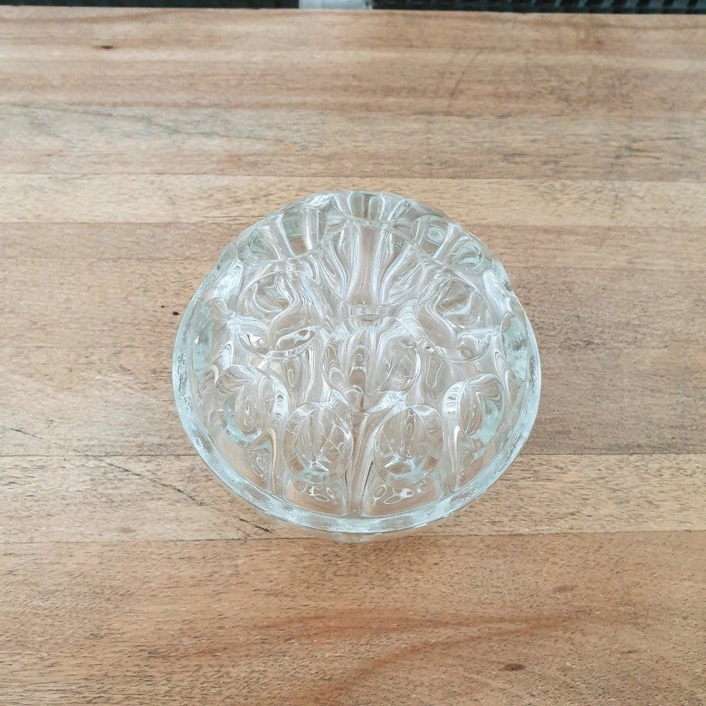 Pique-fleur rond en verre moulé transparent 19 trous - Hello Broc