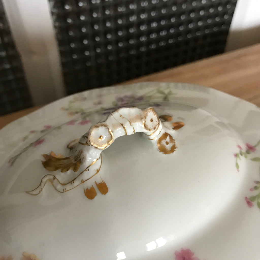 Saucière à couvercle en porcelaine de Limoges Guérin & Co - Hello Broc