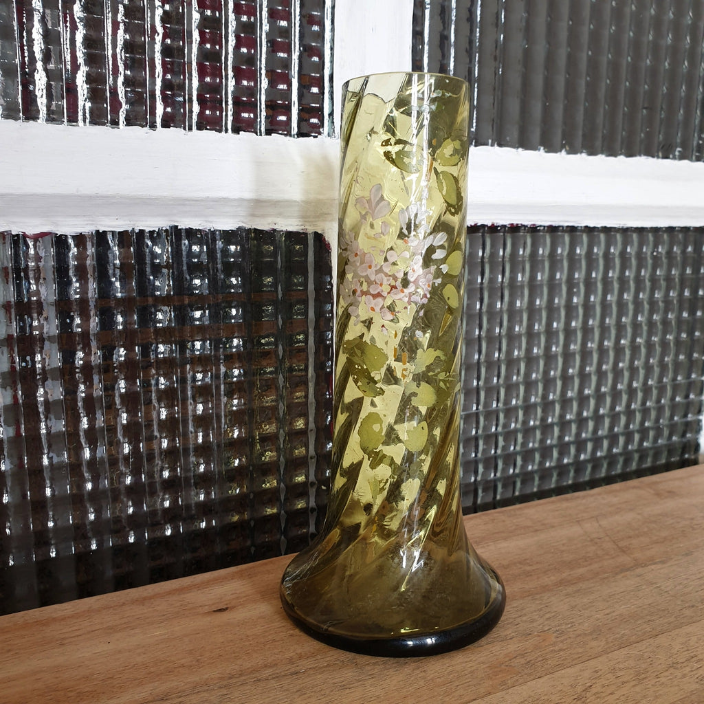 Vase vert en verre soufflé torse peint à la main - Hello Broc